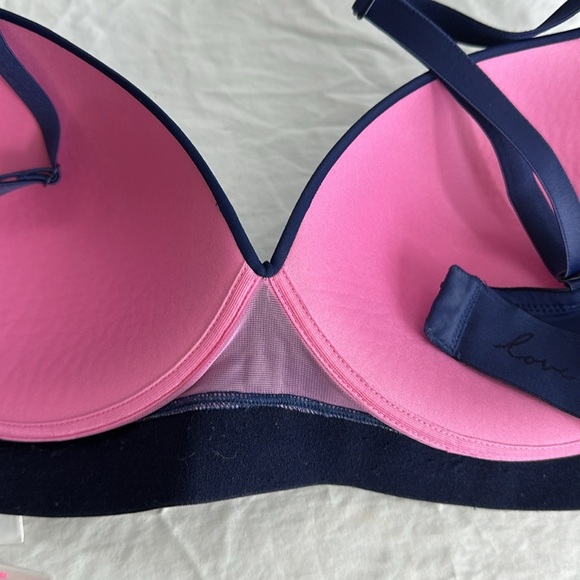 Pink Victoria Secret Evevywhere Wireless Push Up Bra - Picture 4 of 6